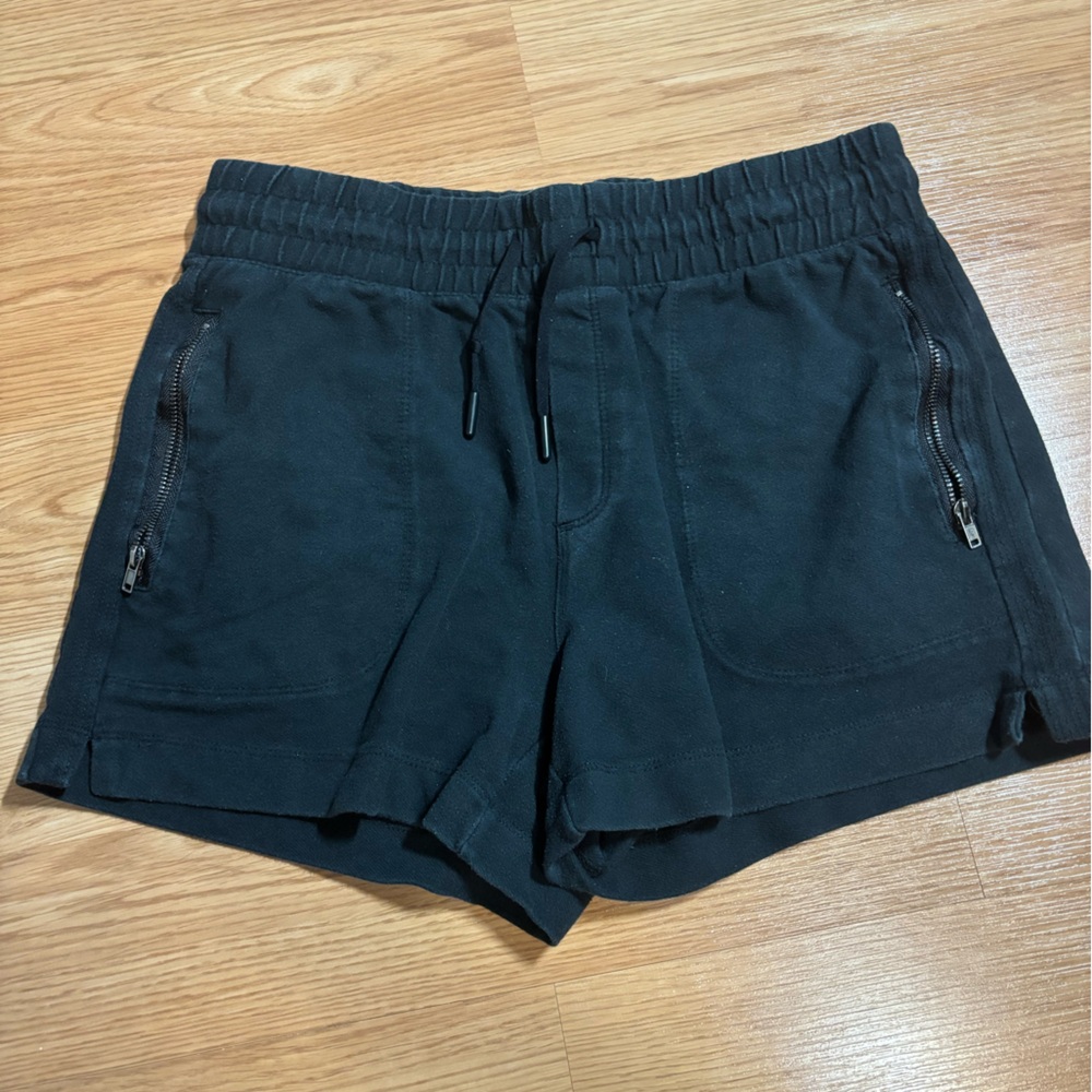 Black Athletic Shorts with Elastic Waistband